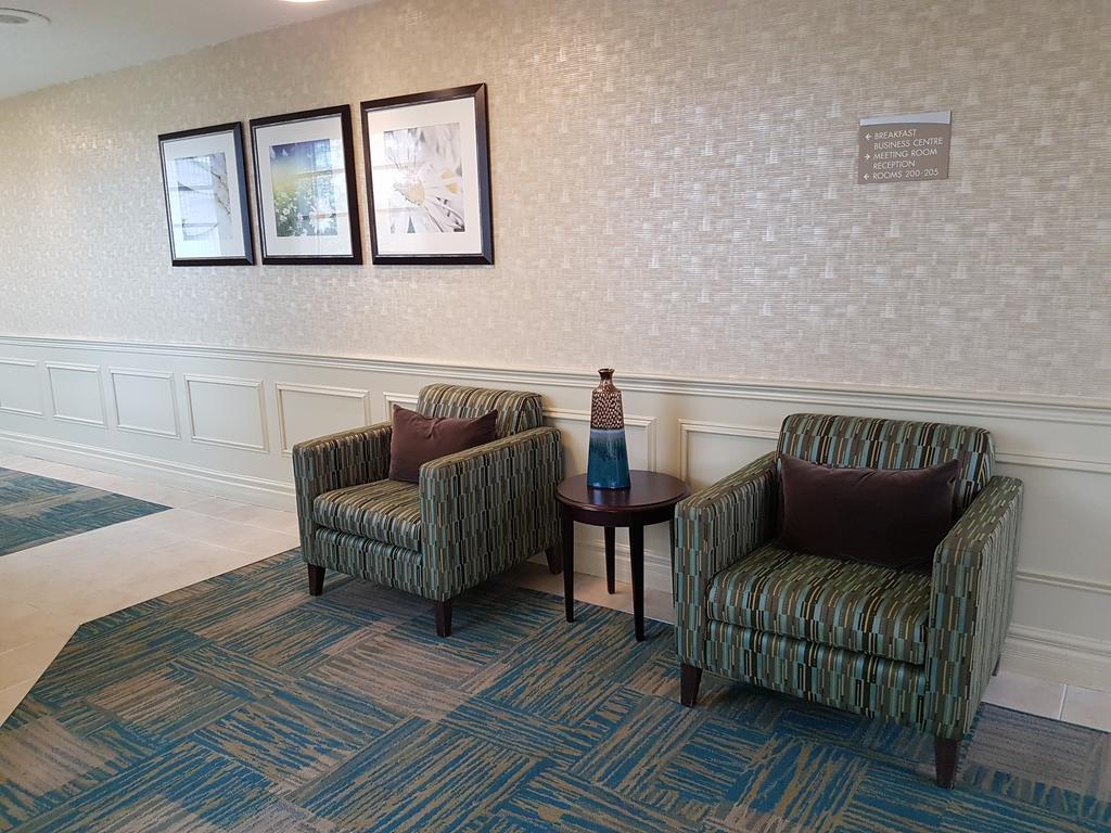 Best Western Plus Durham Hotel&Conference Centre Oshawa Exterior foto