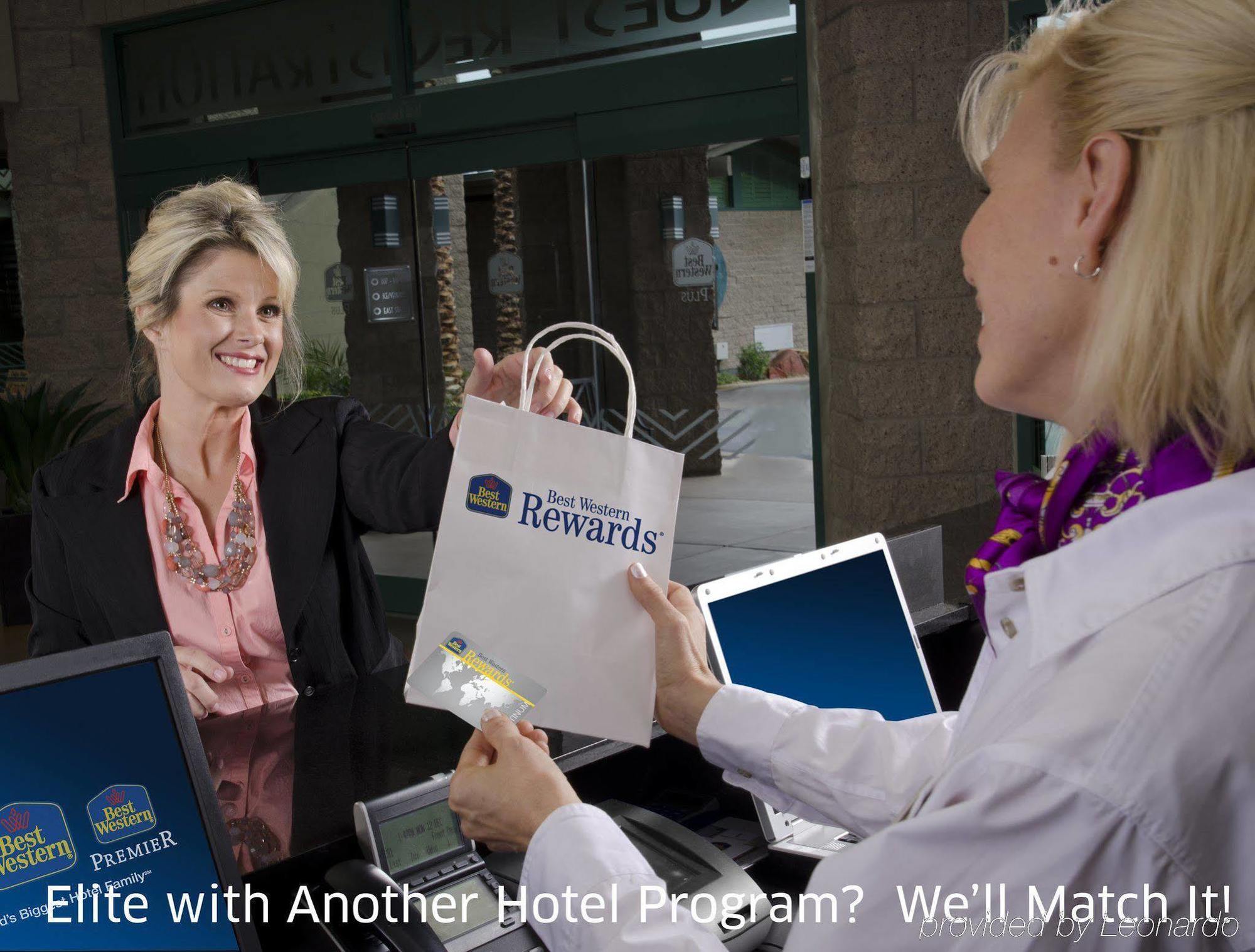 Best Western Plus Durham Hotel&Conference Centre Oshawa Exterior foto